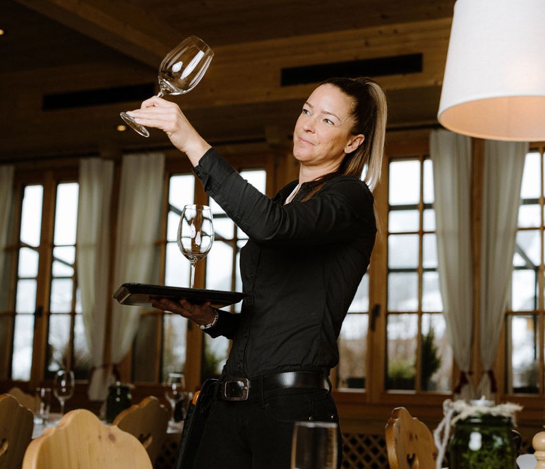 Chef*fe de Service